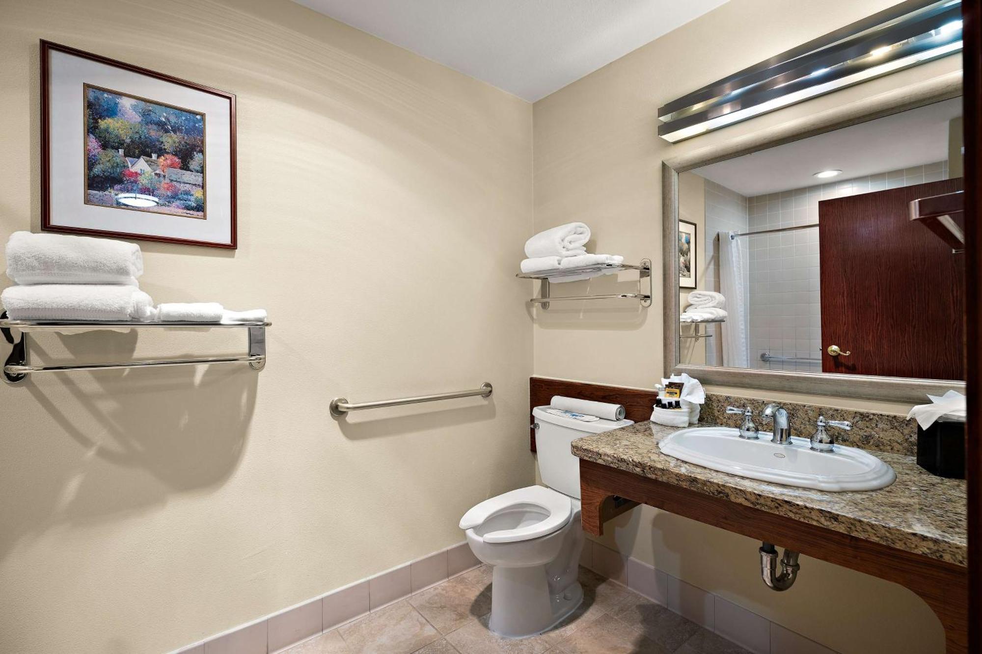 Western Gold Country Hotel 3*