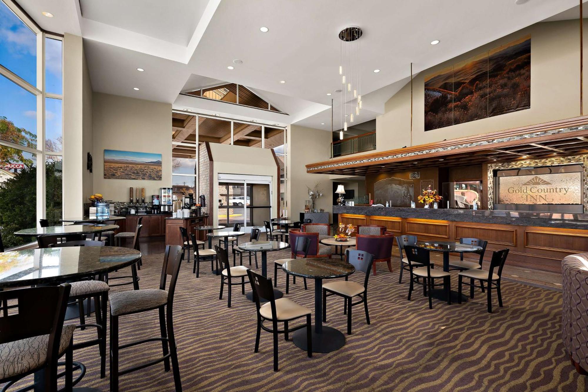 Western Gold Country Hotel