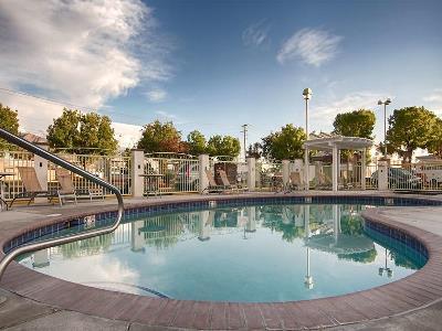 Western Gold Country Hotel 3*